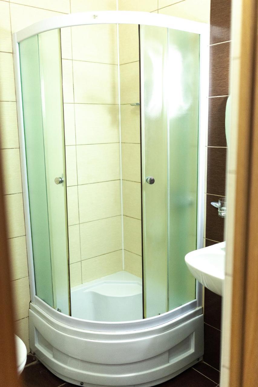 Gostinitsa Elen Hotel Shchuchyn Exterior foto