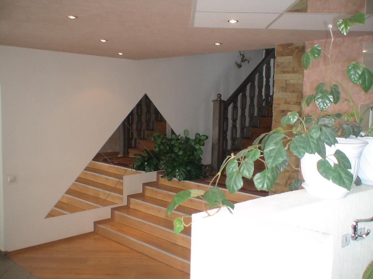Gostinitsa Elen Hotel Shchuchyn Exterior foto